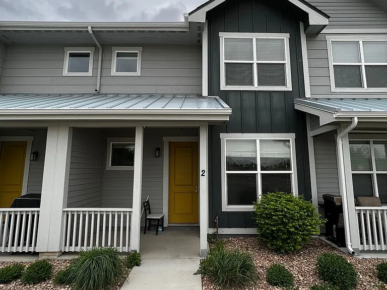 6460 Orchard Park Dr #2 — Photo 1