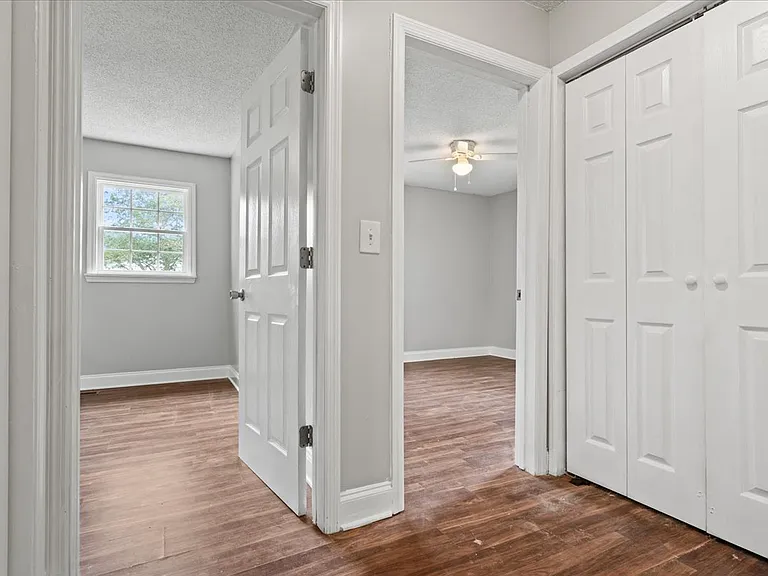 6112 Nazarene Rd — Photo 21