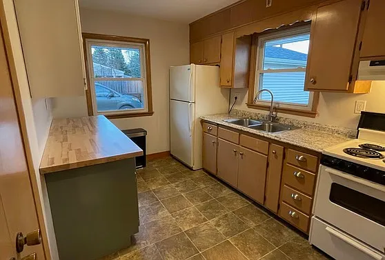 1 bed, 700 sqft, $1,200 — Photo 4