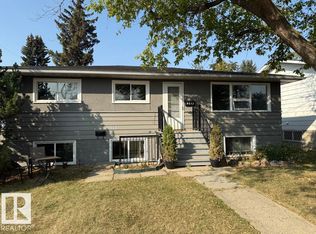 9512/9514 128th Ave NW, Edmonton, AB T5E0H2