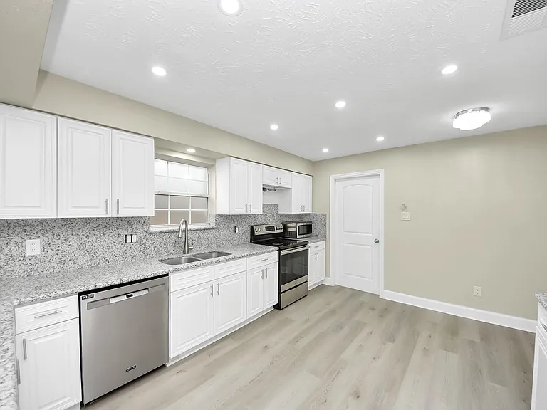 5035 E Pagewick Dr — Photo 16
