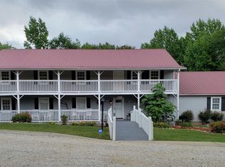 970 N Hicks Rd, Toccoa, GA 30577