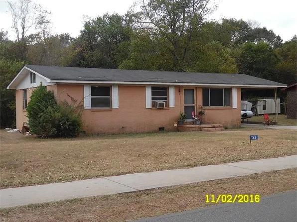 123 Cedar St, Butler, GA 31006