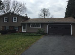 7 Victoria Rise, Fairport, NY 14450