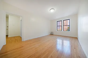 2 Ellwood Street, #4Z