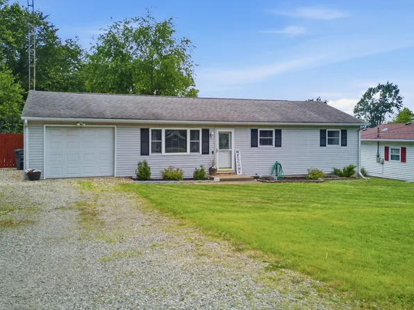 2903 N Eby Dr, Connersville, IN 47331