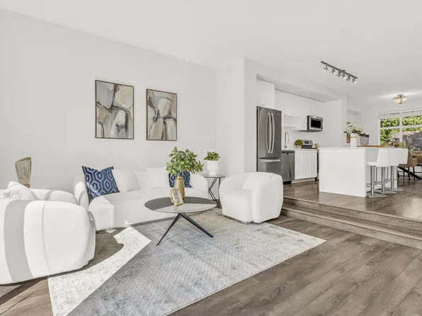 158 171st St #92, Surrey, BC V3Z 0X1