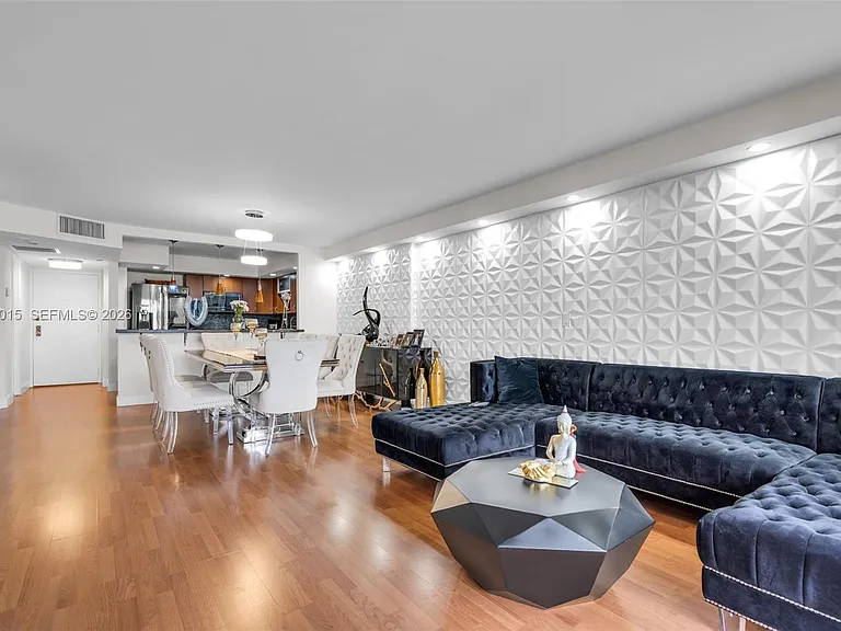 18151 NE 31st Ct #Penthouse 205 — Photo 11