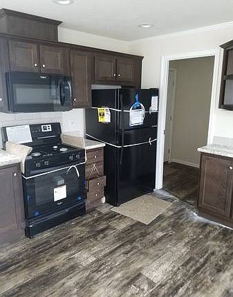 2nd image of 57400 Bedford Blvd #22