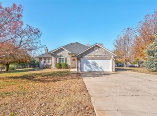 3409 Settlers Rd, Newcastle, OK 73065