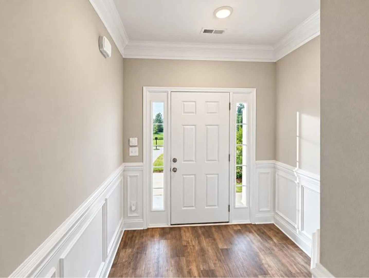 Get ready to fall in lovethis sleek, modern beauty in West Creek Farms is bringing the wow factor... — Photo 3