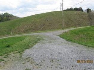 2598 Clinch Valley Rd, Thorn Hill, TN 37881