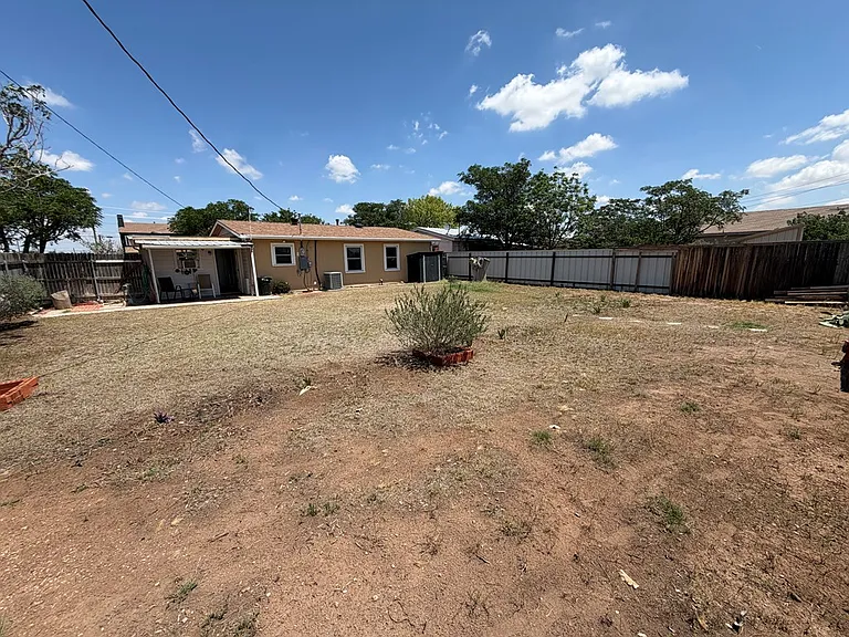 3921 Monty Dr — Photo 12