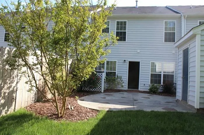 11305 Abbots Cross Ln — Photo 9