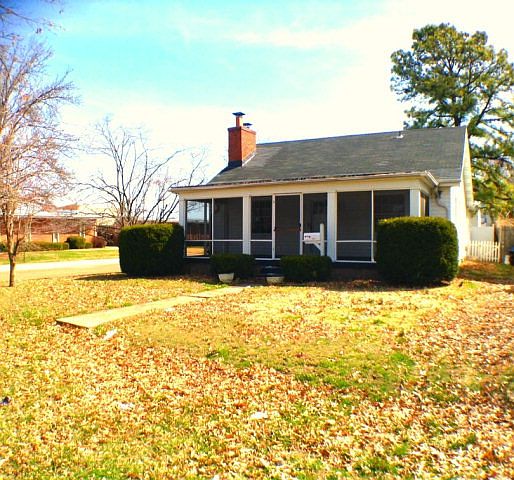1st image of 1101 Hickman Ave