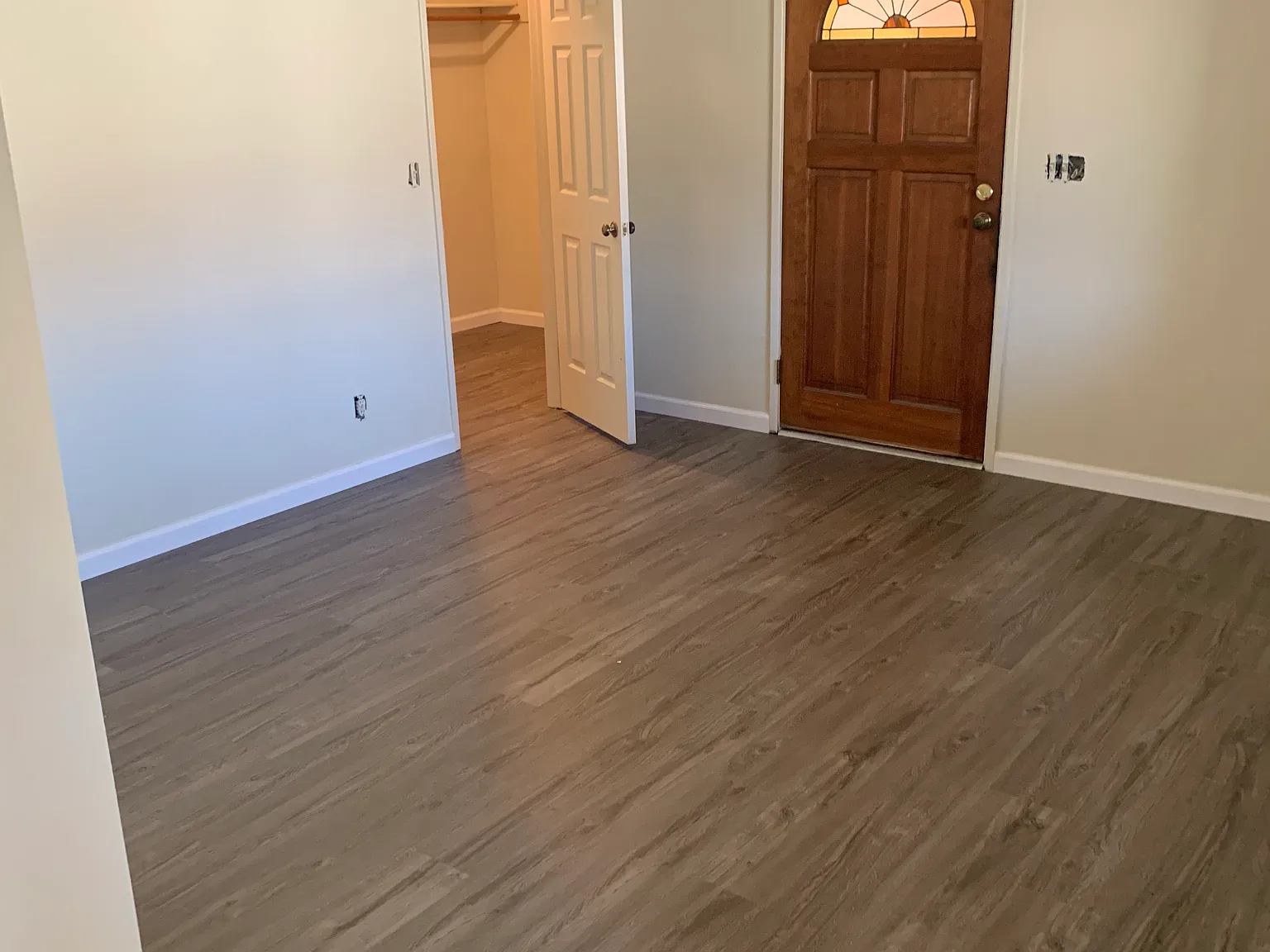 905 W Walnut Ave — Photo 3