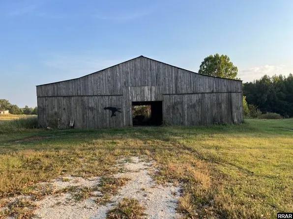 1024 White Rd, Gleason, TN 38229