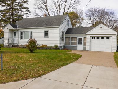 104 11th St SW, Little Falls, MN, 56345