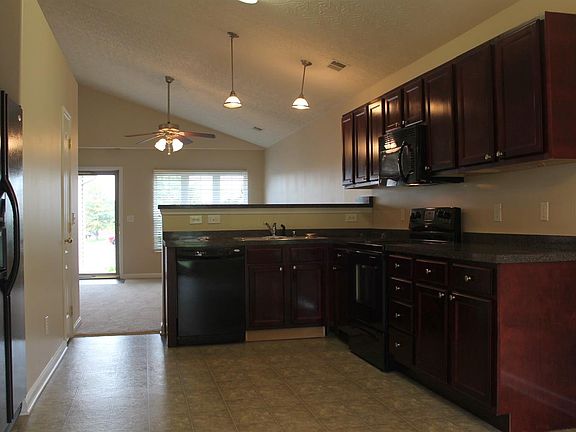 5th image of 267 Baybrook Cir