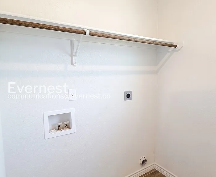 8511 Glade Dr — Photo 21