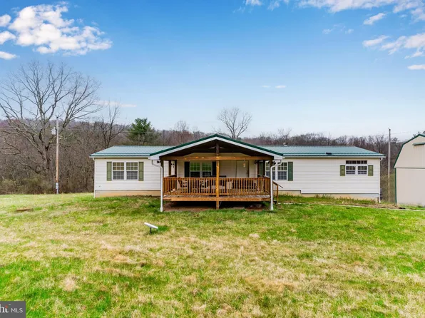 1697 Campbell Hollow Rd, East Waterford, PA 17021