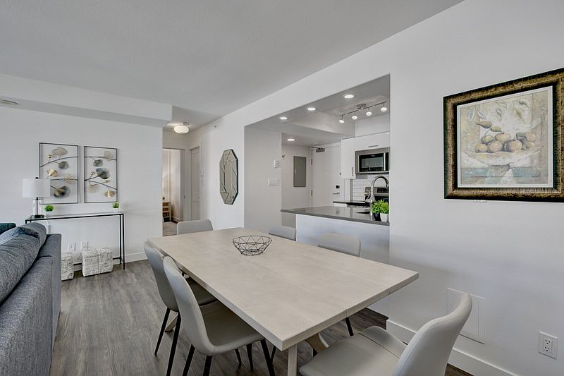 Vancouver Apartment for rent - 2 Bedrooms — photo 3