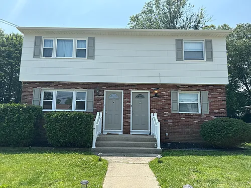201 Strand Ave #B Photo 1
