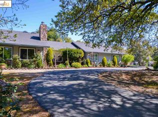 5465 Pleasant Oaks Rd, Valley Springs, CA 95252