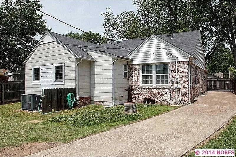 2 bed, 1419 sqft, $2,000 — Photo 2