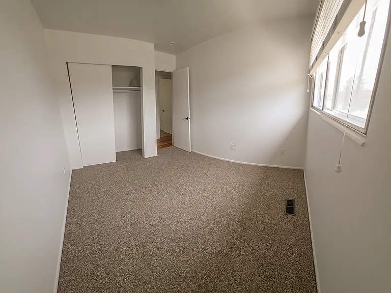 2222 E 6525 S — Photo 19