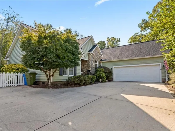188 White Oak Rd, Thomasville, NC 27360