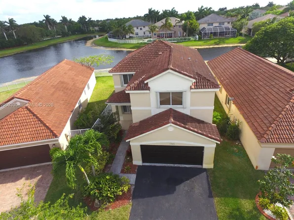 1365 Majesty Ter, Weston, FL 33327