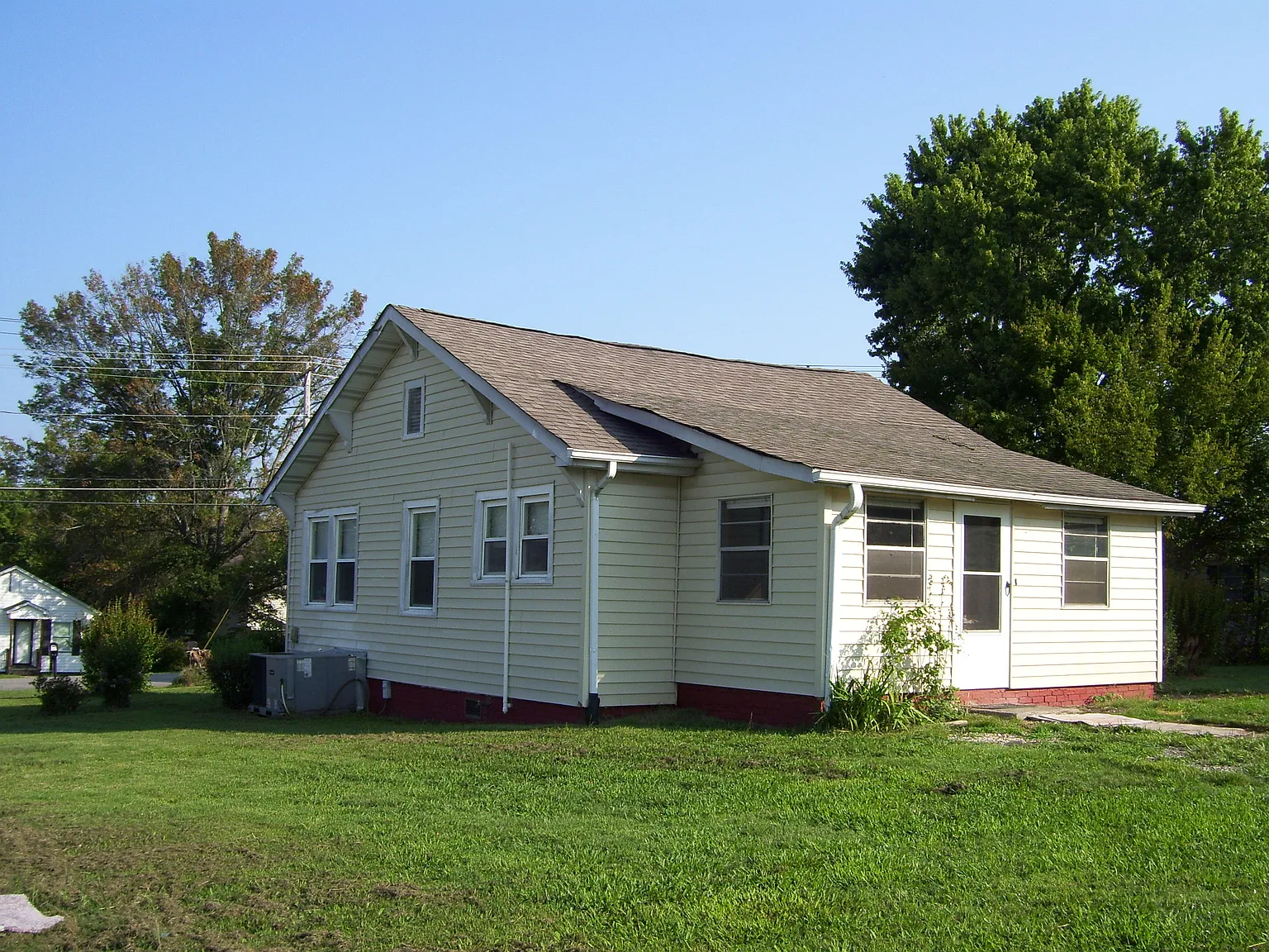 2 bed, 950 sqft, $1,250 — Photo 3
