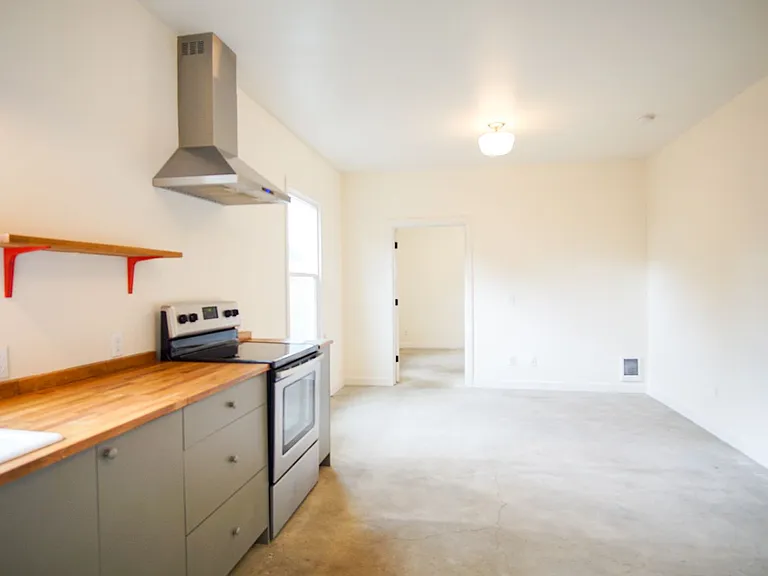 6426 N Princeton St #3 — Photo 5