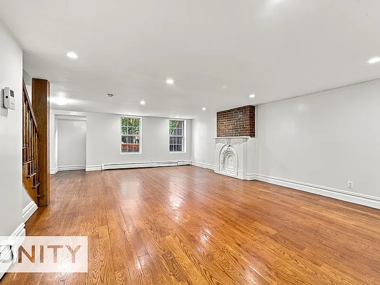 459 Lexington Ave #1B — Photo 2