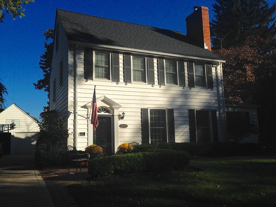 1st image of 21694 Kenwood Ave