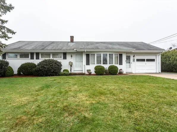 141 Kaufman Rd, Somerset, MA 02726