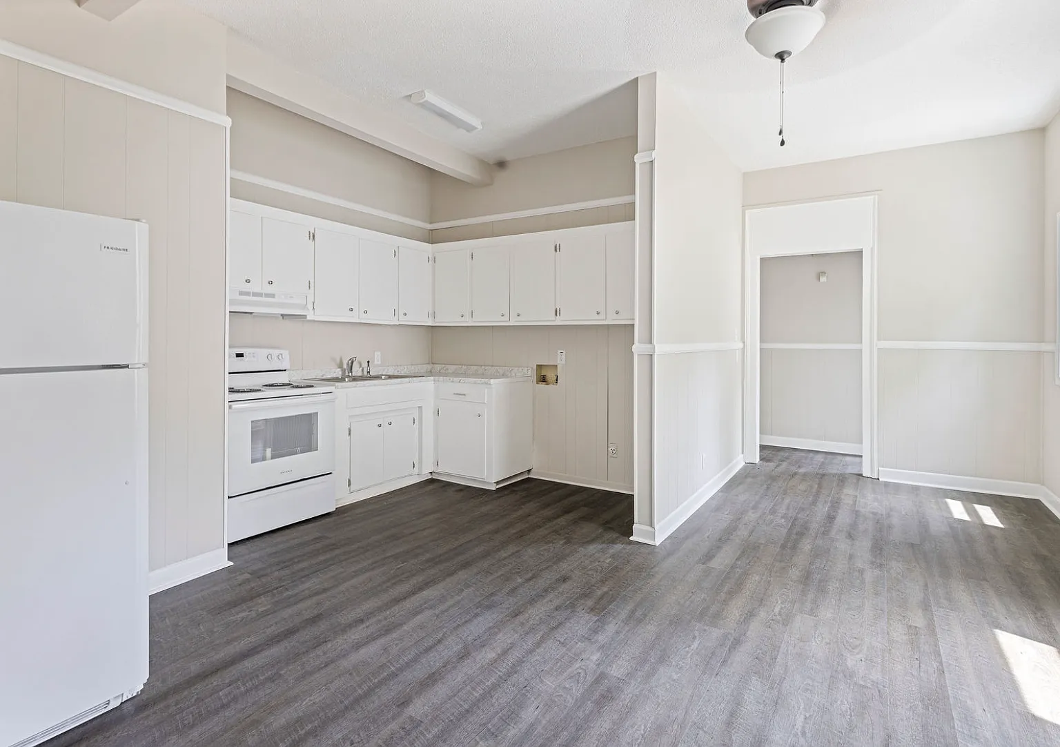 1 bed, 750 sqft, $1,000 — Photo 4