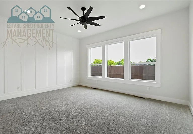 10642 W Lothbury Dr — Photo 41