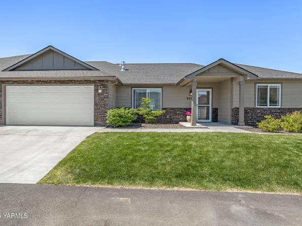 8407 Westbrook Ave, Yakima, WA 98908