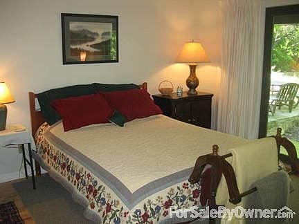Living room bay window