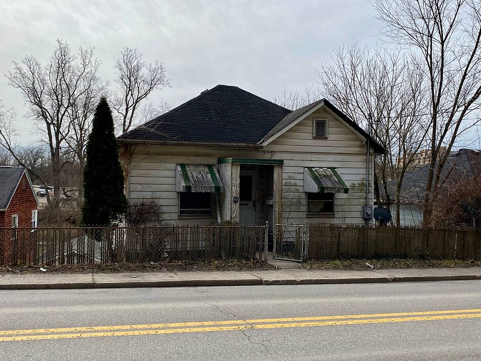 2nd image of 850 Milford St