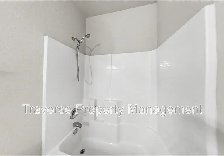 10001 Blue Bell Dr — Photo 23