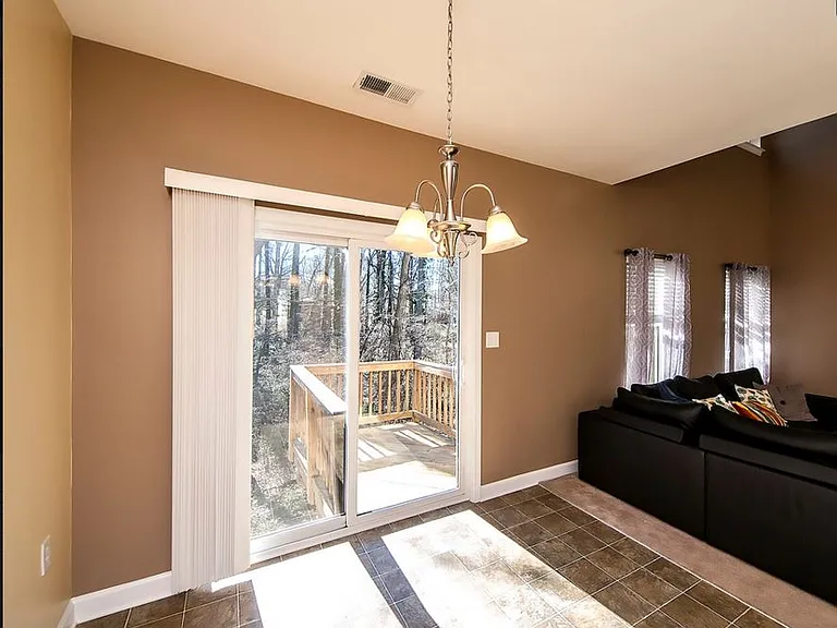 359 Doughton Ln — Photo 2