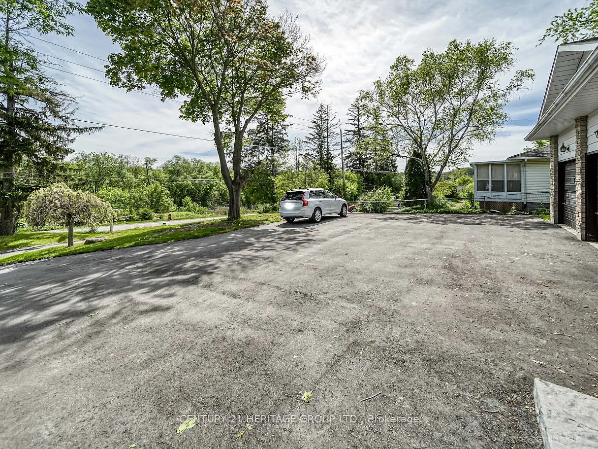 3 bed, $3,650 — Photo 2