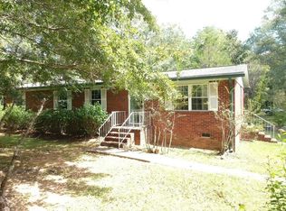 617 Lindsey Rd, Alexander City, AL 35010