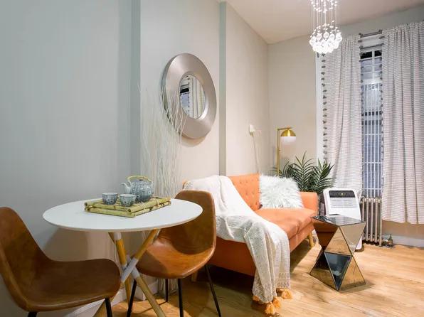 181 Prince Street image 1 of 6