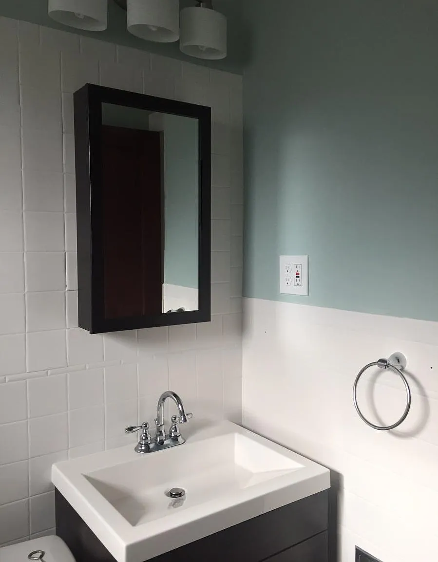1627 Lincoln Avenue — Photo 3