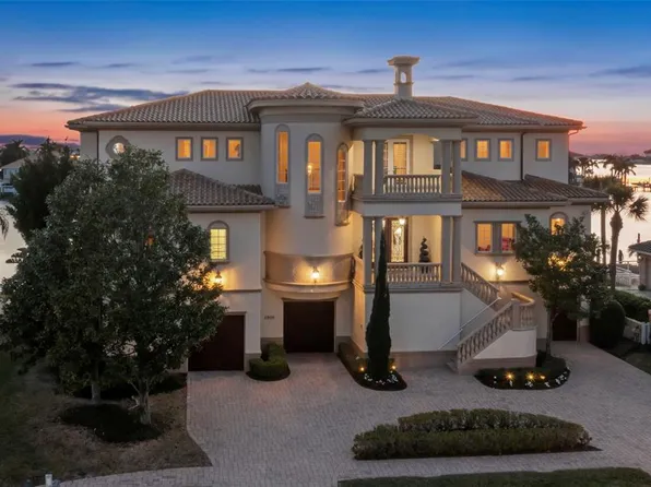 6206 Pasadena Point Blvd, Gulfport, FL 33707