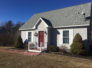 15 Mildred Ave, Raymond, NH 03077